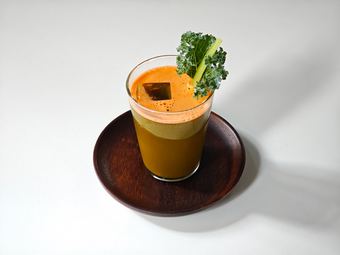 Vegetable & Fruit with Kale