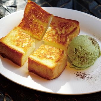 Butter Toast Ice Cream